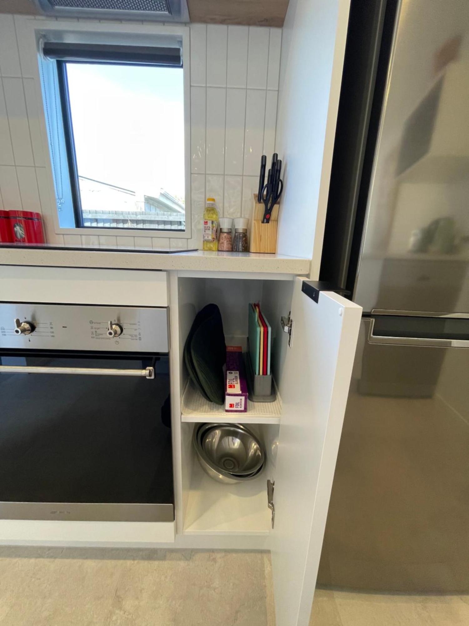 Luxury 2 Bedroom Townhouse Opposite Merivale Mall Крайстчърч Екстериор снимка